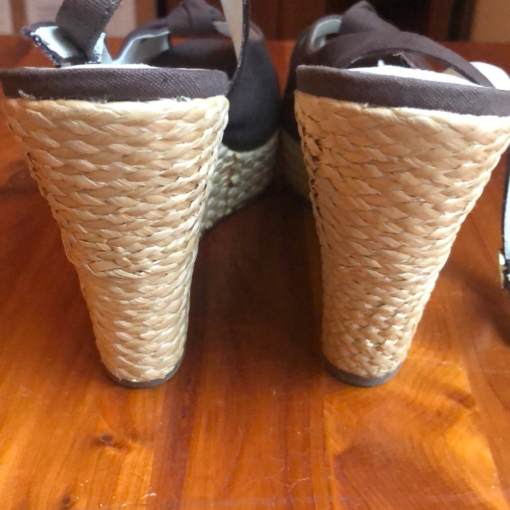 Wedges - Picture 4 of 8